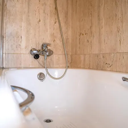 Acogedor Con Piscina En Apartament *